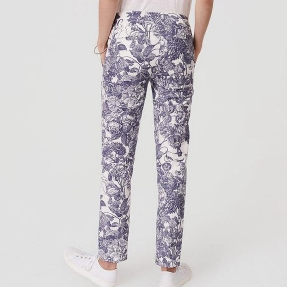 LOFT Blue and White Floral Cropped Pants - Picture 2 of 6